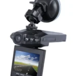DVR vehicular con monitor retráctil y cámara frontal 480p